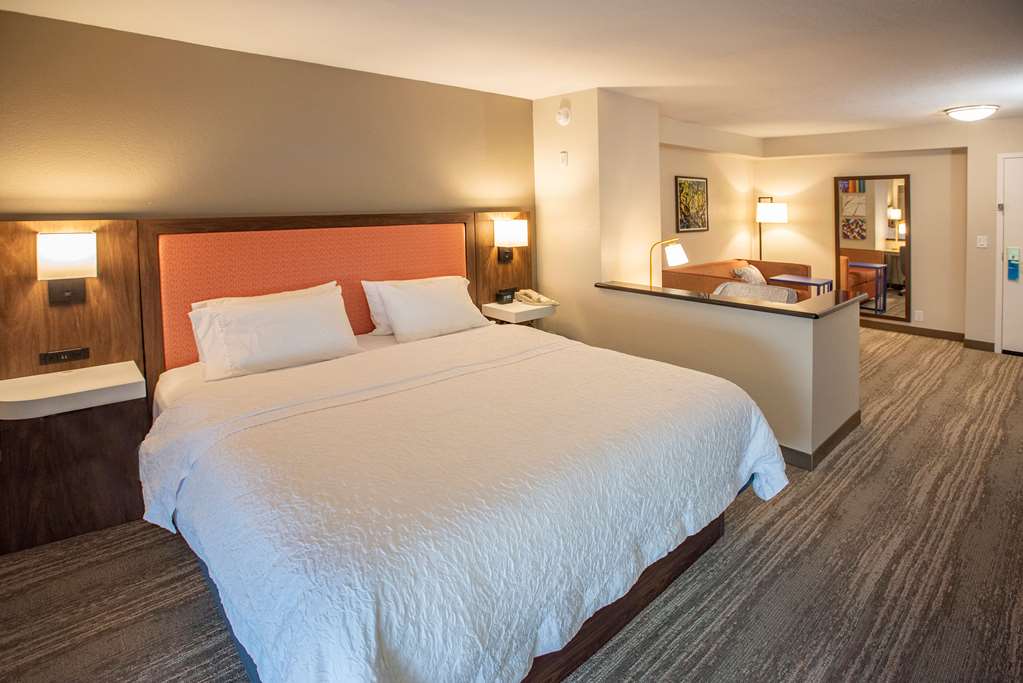 Фото Hampton Inn Pensacola-Airport