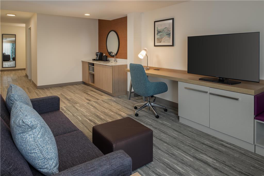 Фото Holiday Inn Express Hotel & Suites Tacoma Downtown, an Ihg Hotel