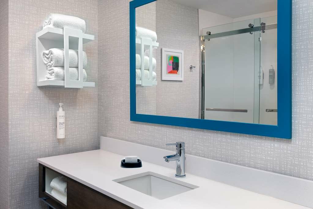 Фото Hampton Inn Boston Bedford Burlington