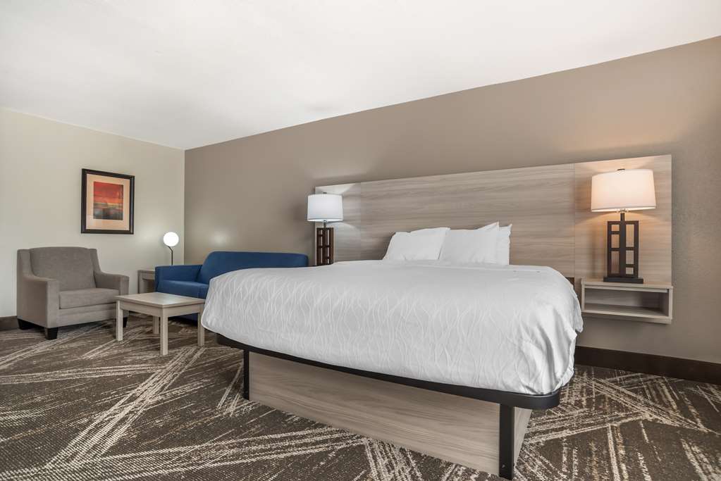 Фото Best Western Plus Jackson Downtown Colliseum