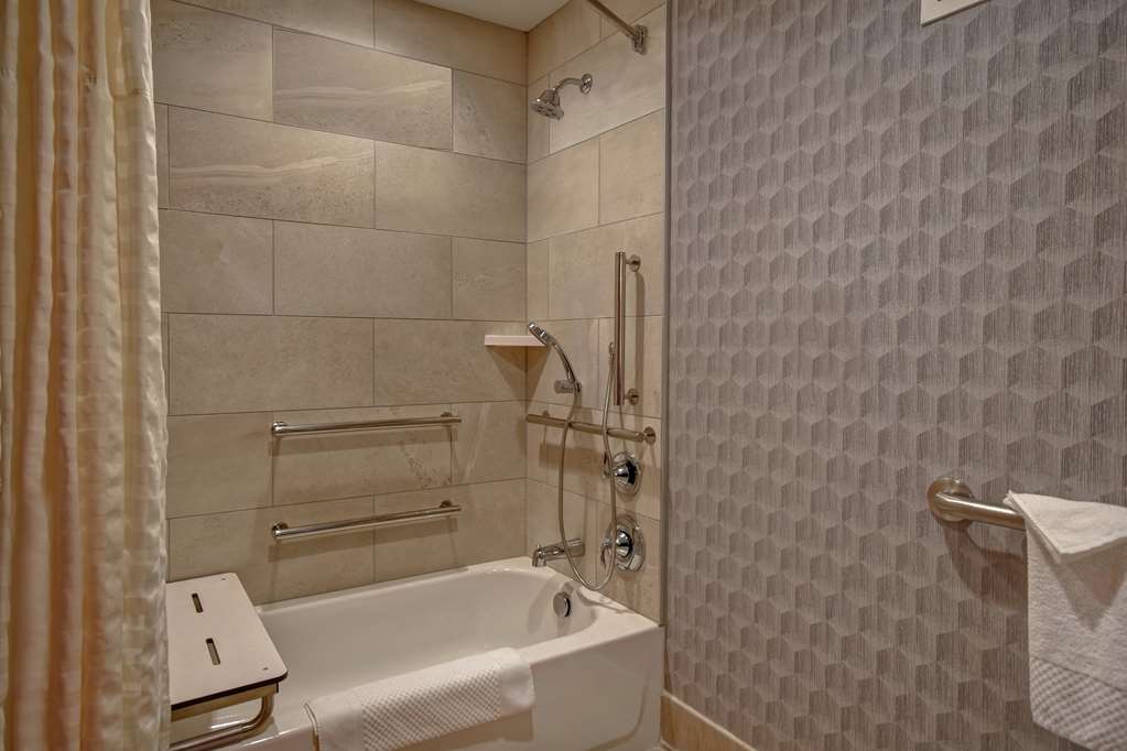 Фото Embassy Suites Little Rock