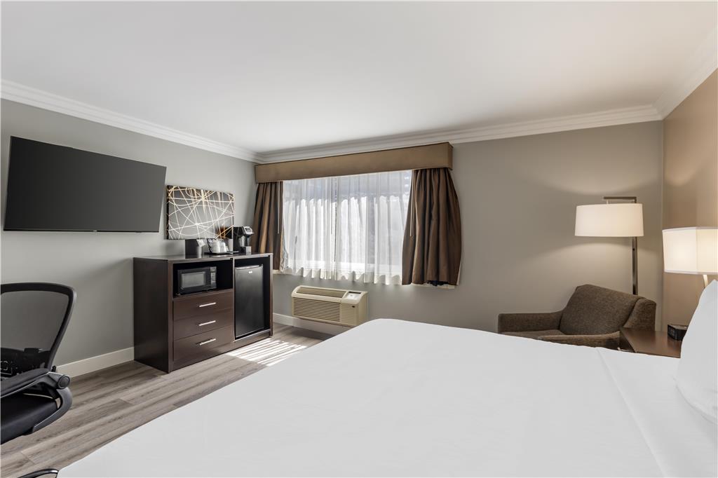 Фото Best Western Plus La Mid Town Hotel