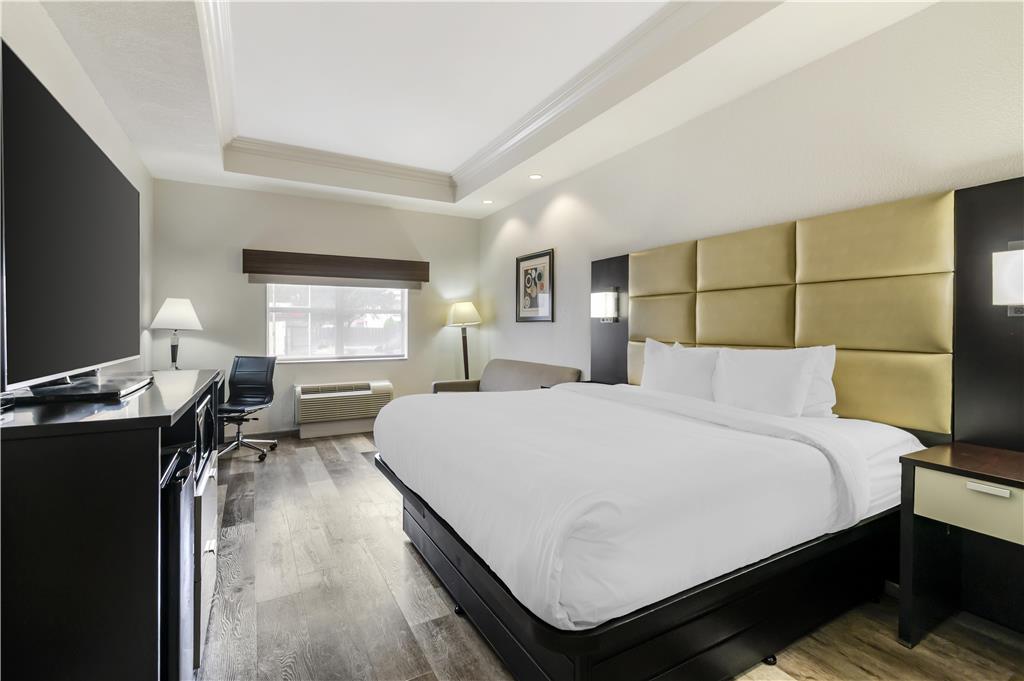 Фото Best Western Plus Jfk Inn & Suites