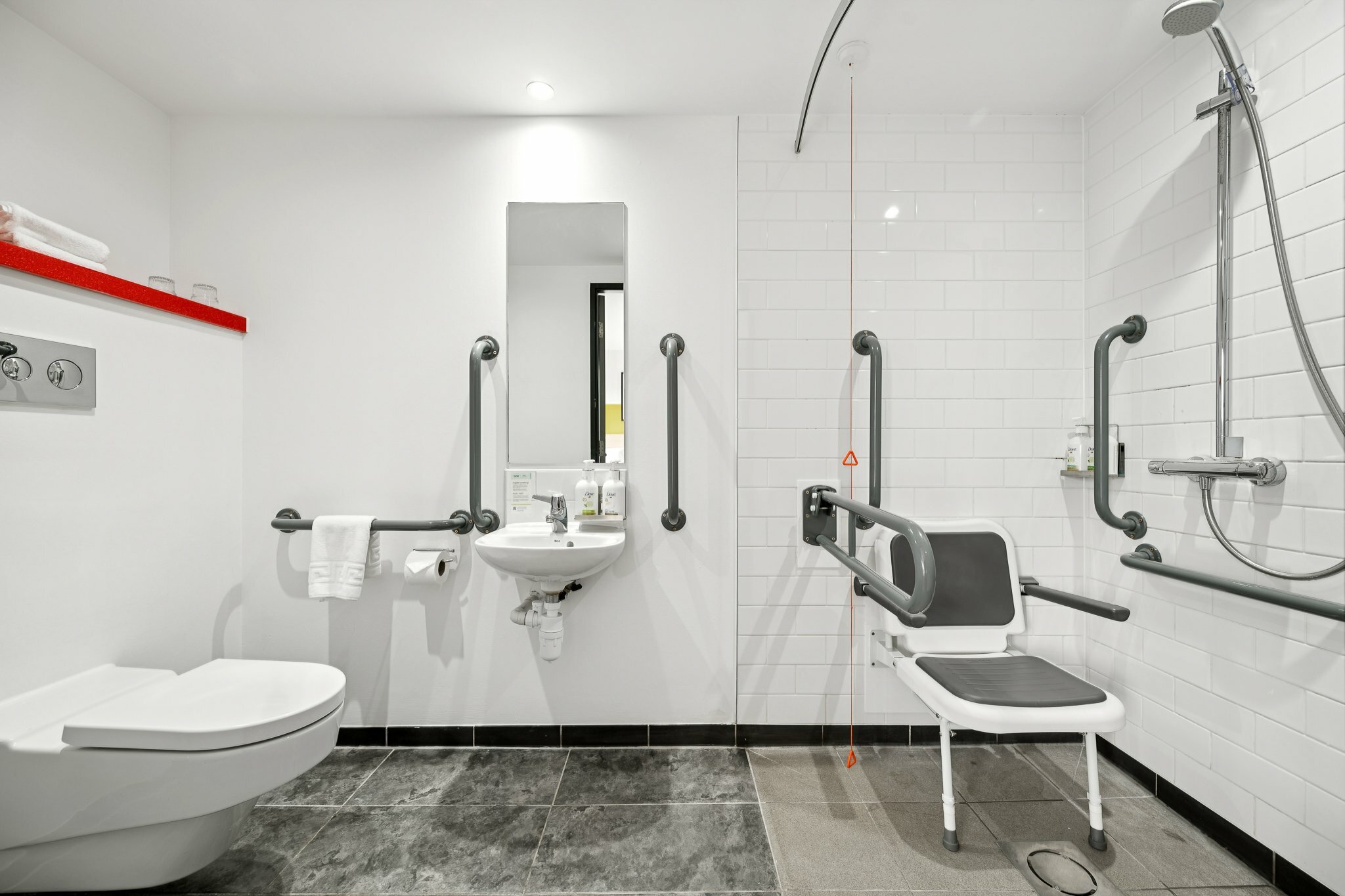 Фото Garner Hotel Edinburgh Haymarket