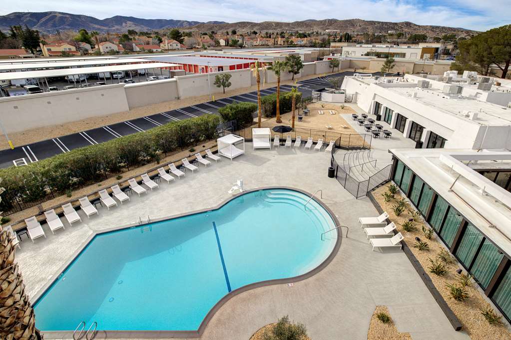 Фото DoubleTree by Hilton Palmdale, Ca