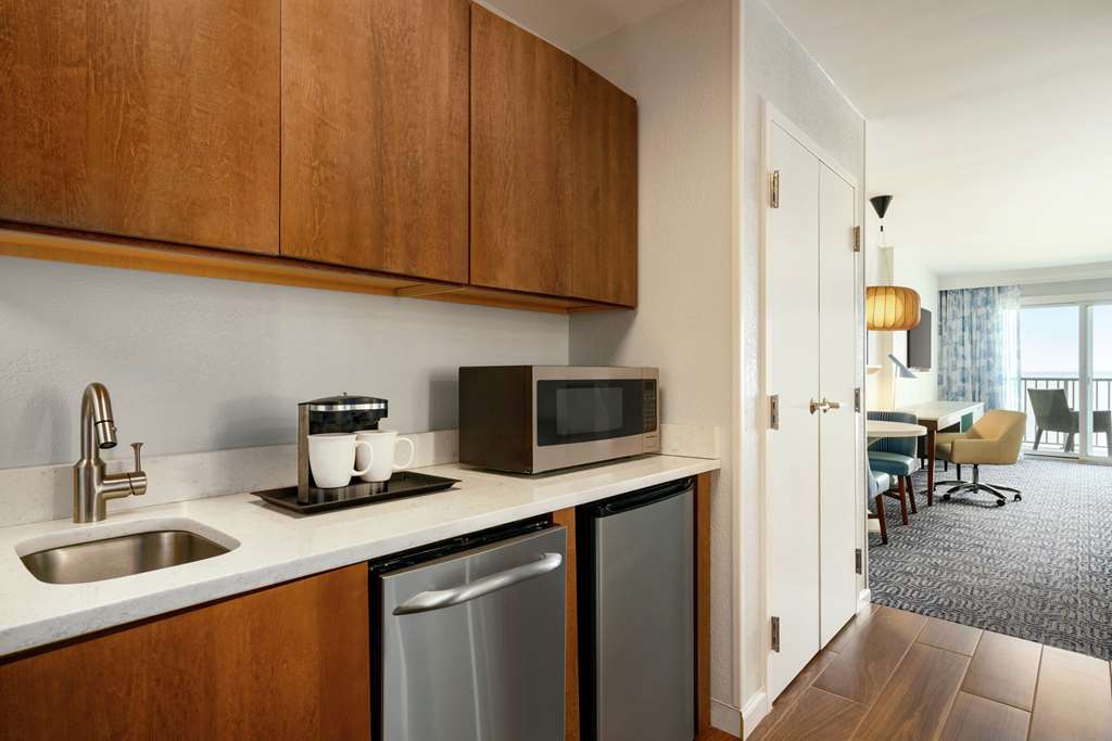 Фото DoubleTree by Hilton Ocean City Oceanfront
