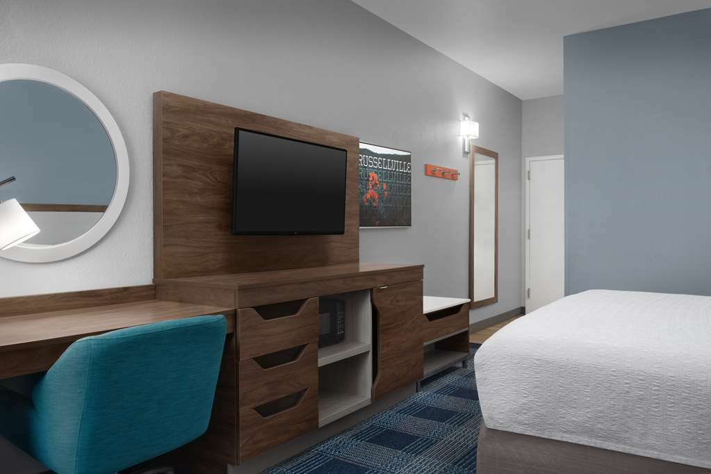 Фото Hampton Inn Russellville
