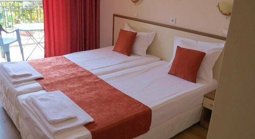 Гостиница Hotel Dayana Beach в Синеморце