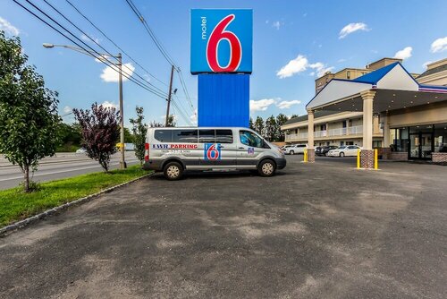 Гостиница Motel 6 Elizabeth, Nj - Newark Liberty Intl Airport в Элизабет