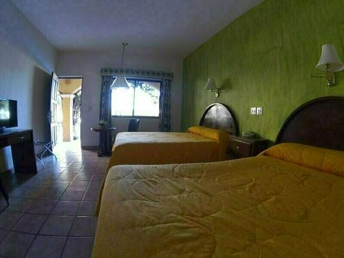 Гостиница Hacienda Suites Loreto в Лорето