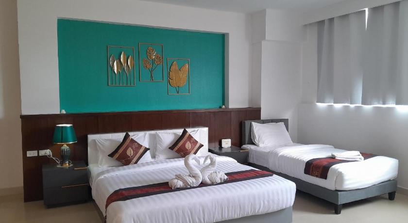 Фото Sereneburi Patong Residence