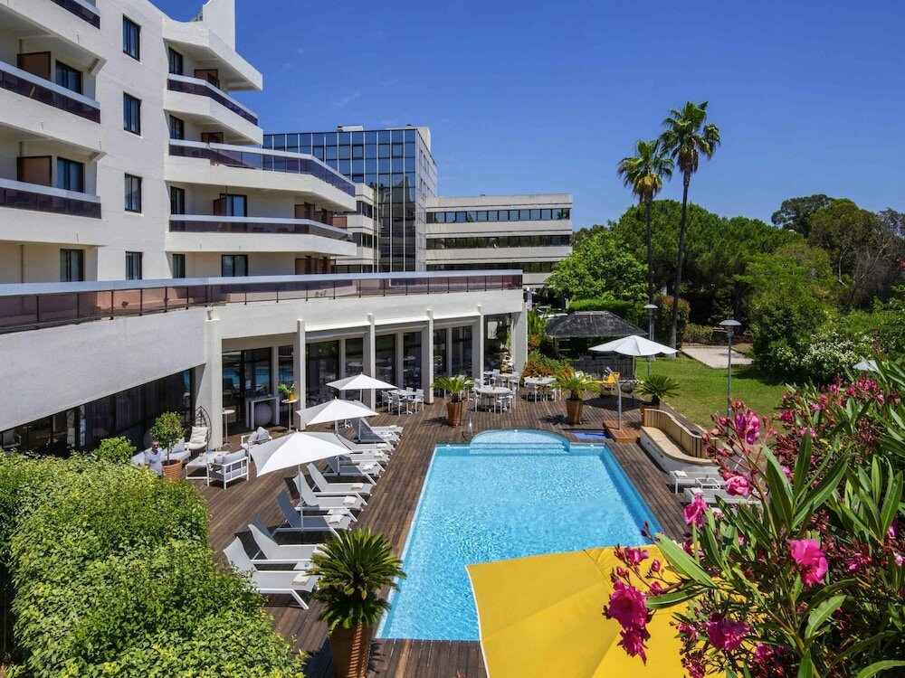 Фото Отель Mercure Hyeres Centre