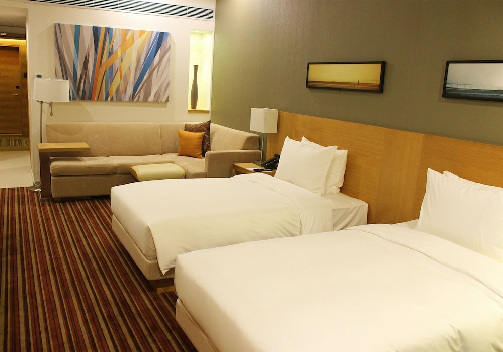 Фото Hyatt Place Shenzhen Airport