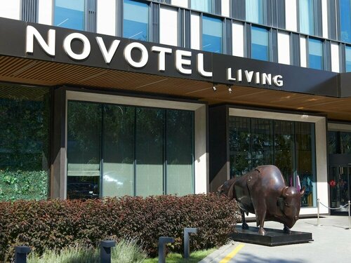 Внешний вид отеля Novotel Living Almaty Jetisu в Алматах, фото 4