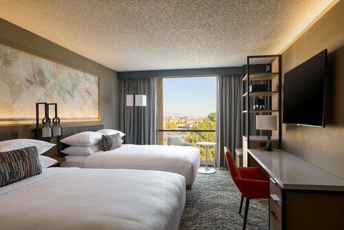 Гостиница Marriott El Paso в Эль-Пасо