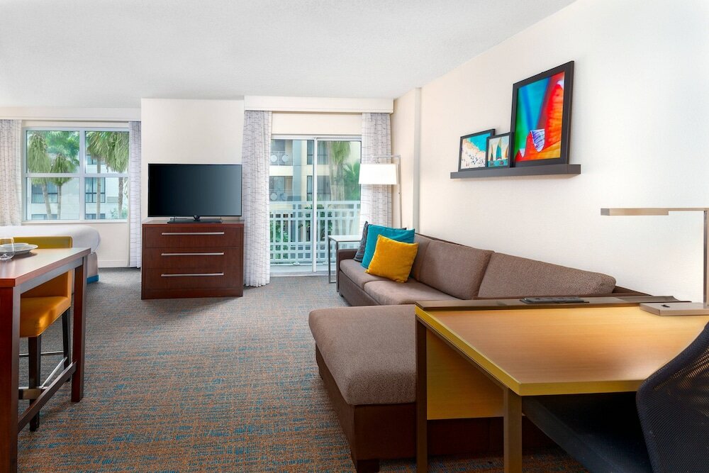 Фото Residence Inn by Marriott Tampa Downtown