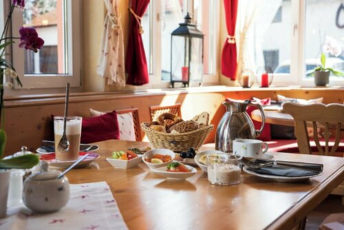 Гостиница Landhotel Endhart в Ландсберге-на-Лехе