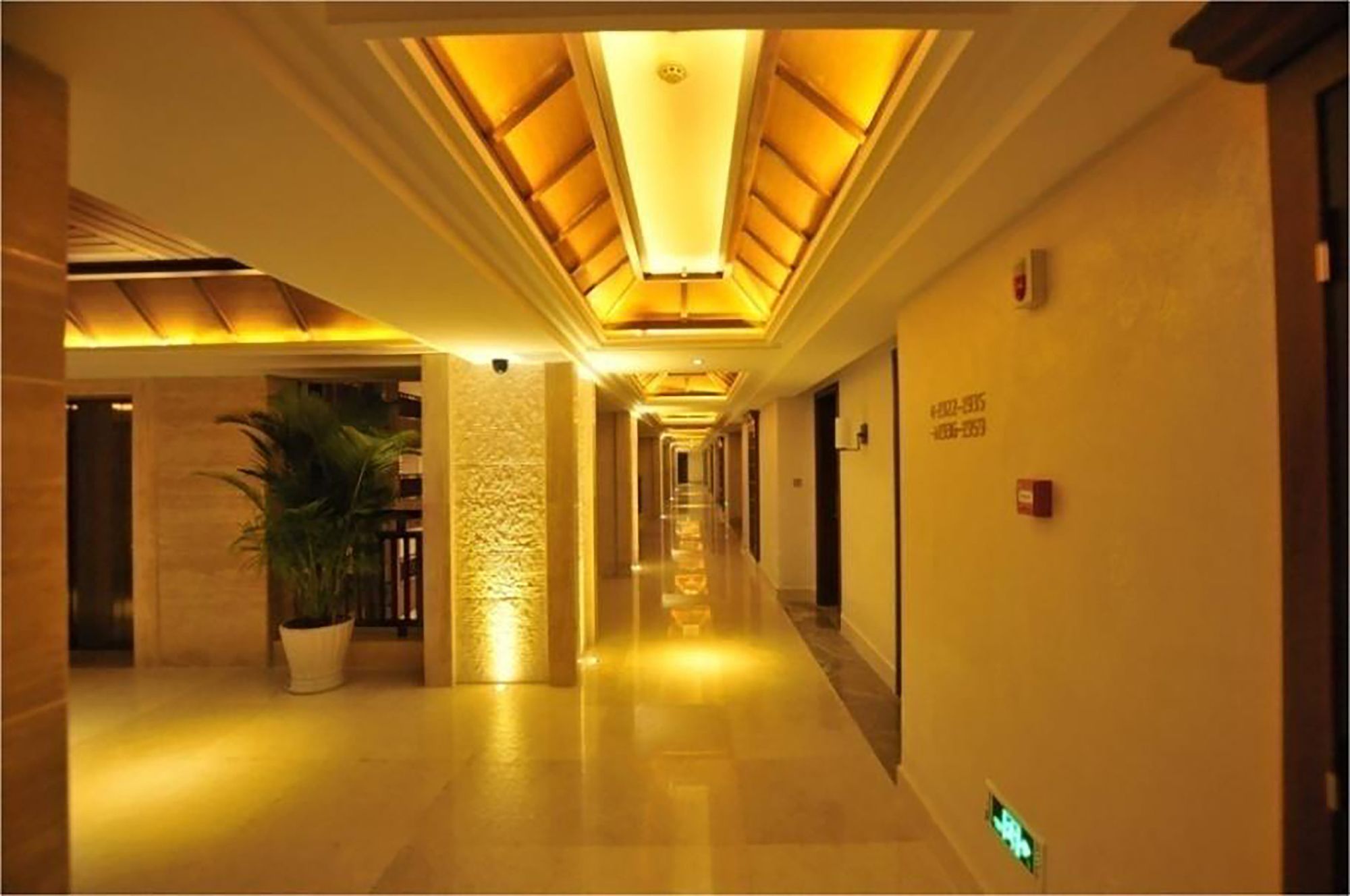 Фото Grand Metropark Bay Hotel Sanya