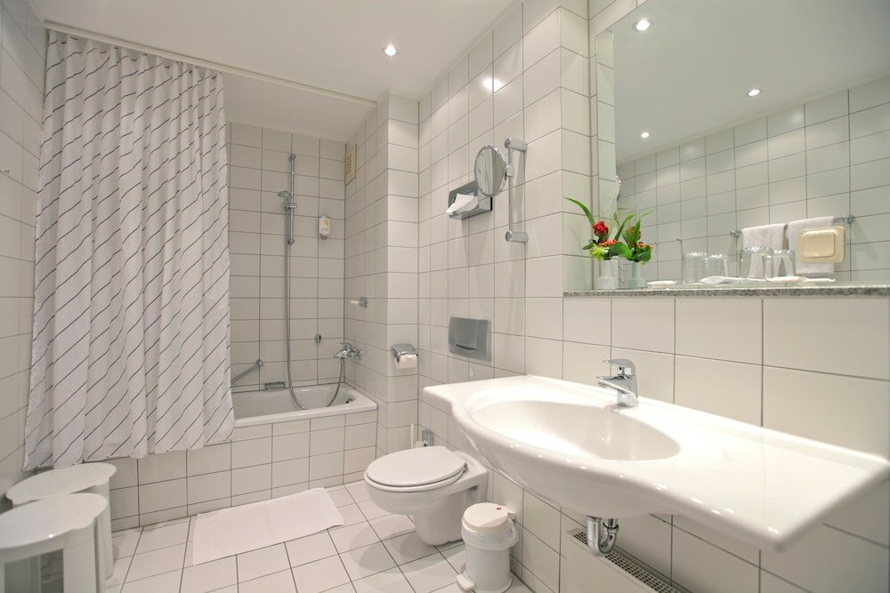 Фото Hotel Viktoria