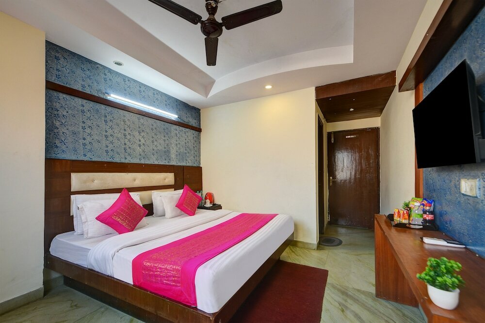 Фото Oyo 7684 Hotel Repose Villa