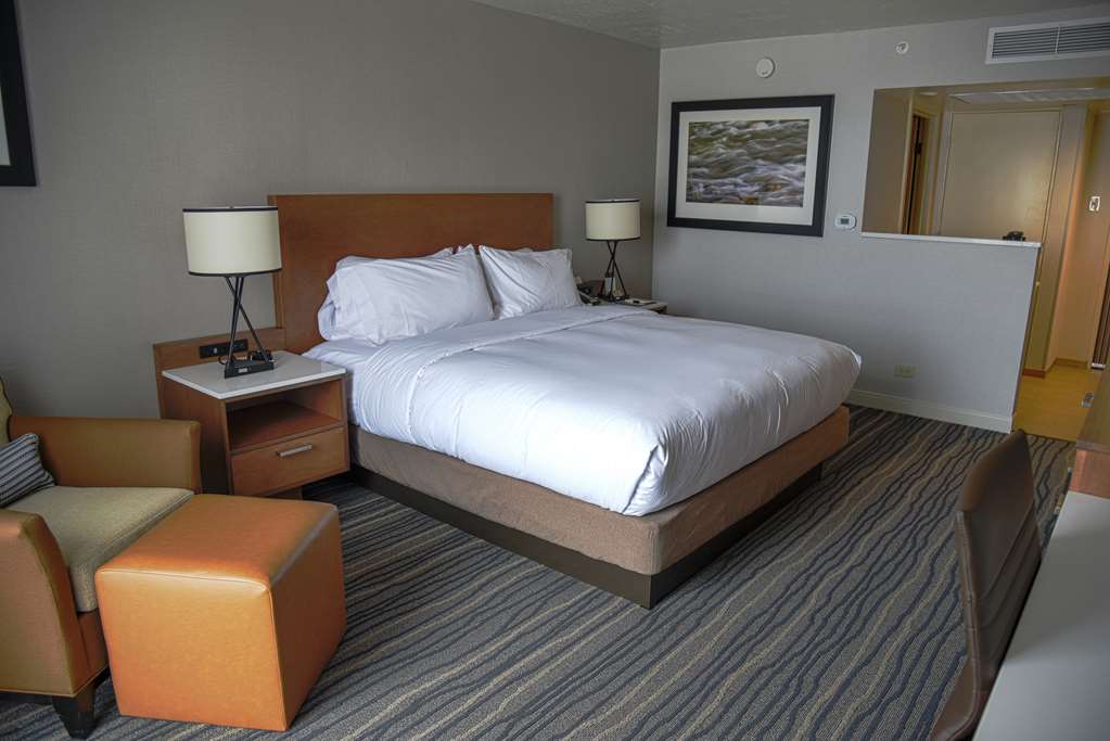 Фото DoubleTree by Hilton Helena Downtown