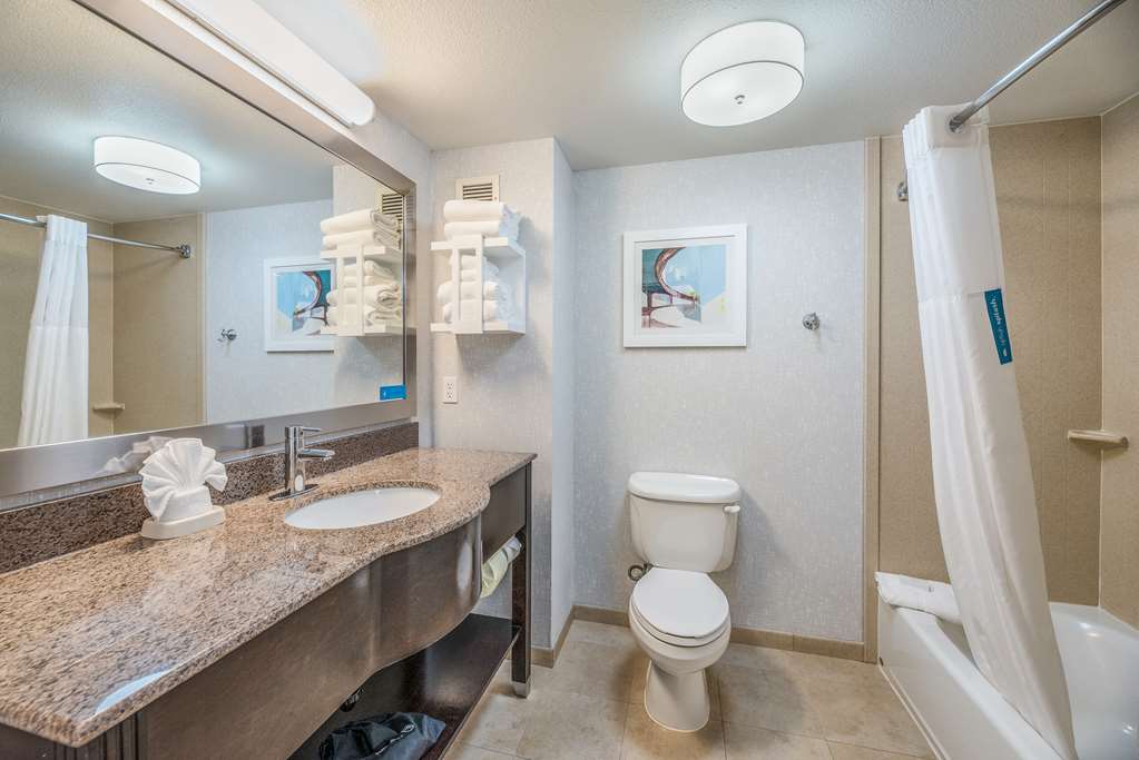 Фото Hampton Inn Oakland Hayward