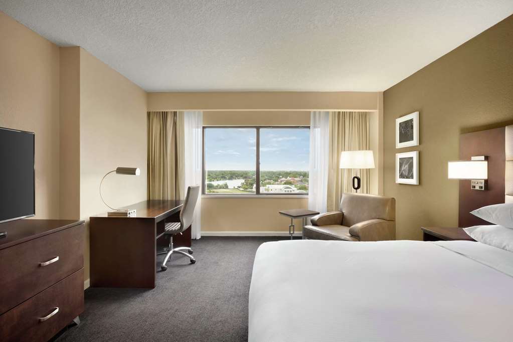 Фото Doubletree by Hilton Orlando Downtown