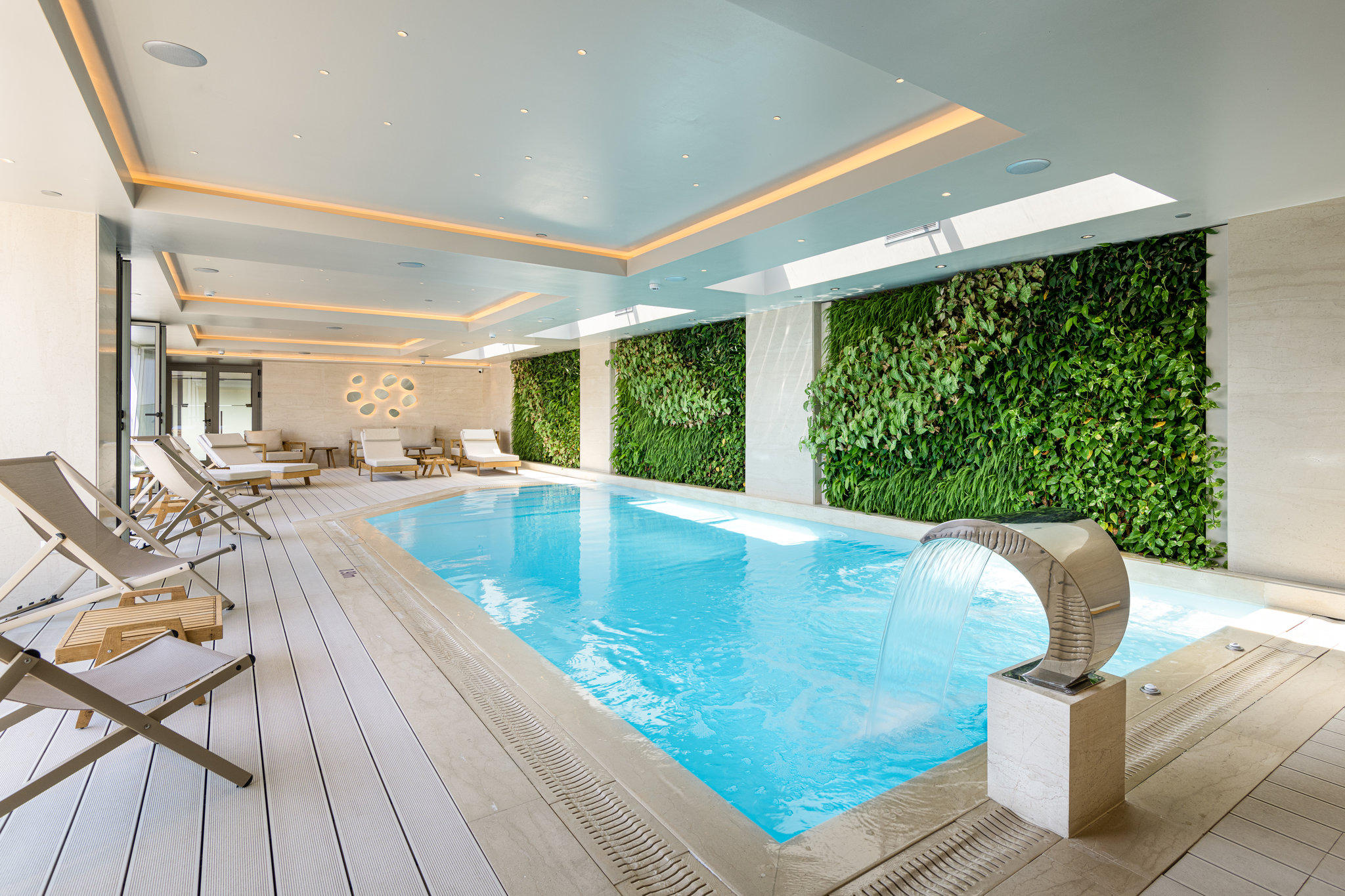Фото Holiday Inn Thessaloniki, an Ihg Hotel