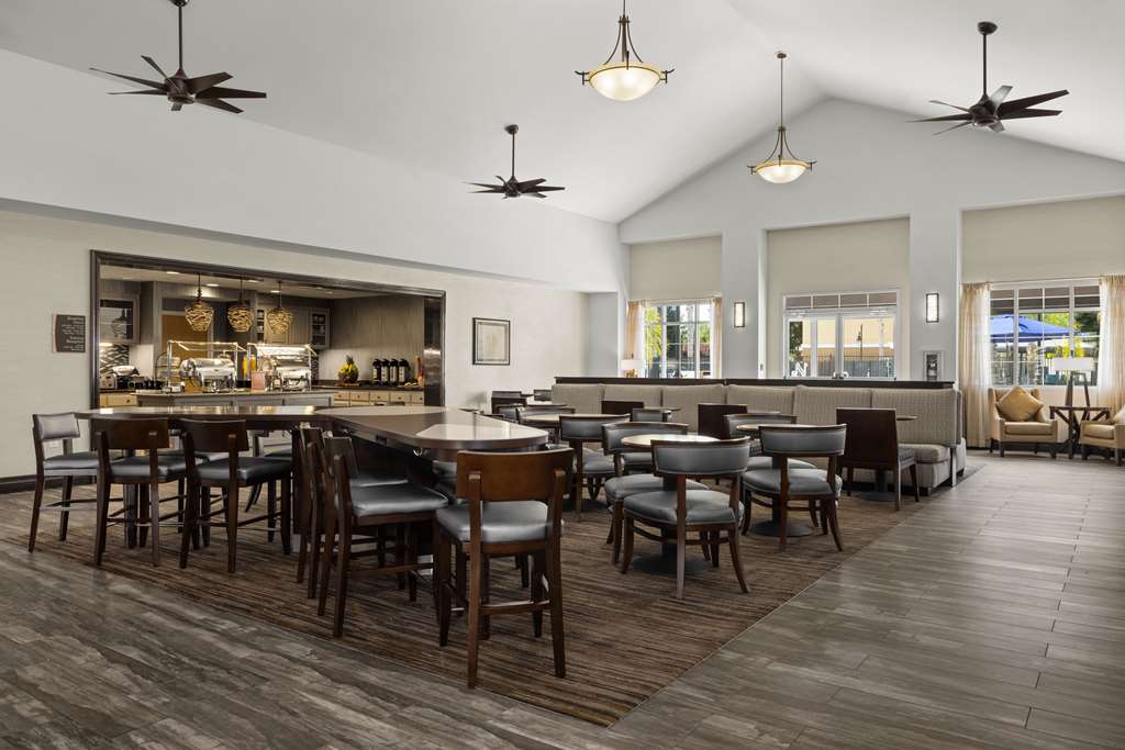 Фото Homewood Suites by Hilton Bakersfield