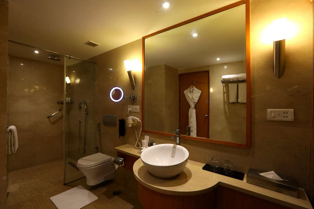 Фото Radisson Blu Hotel Chennai City Centre