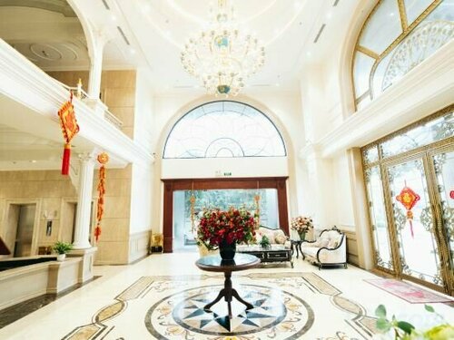 Гостиница Manh Quan Luxury Hotel в Виньйене