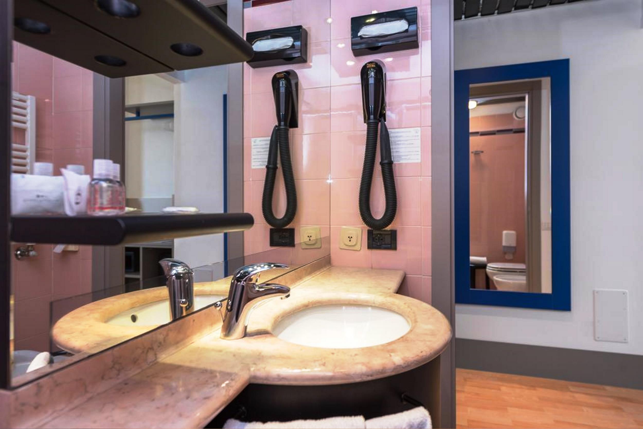 Фото Hotel Martini