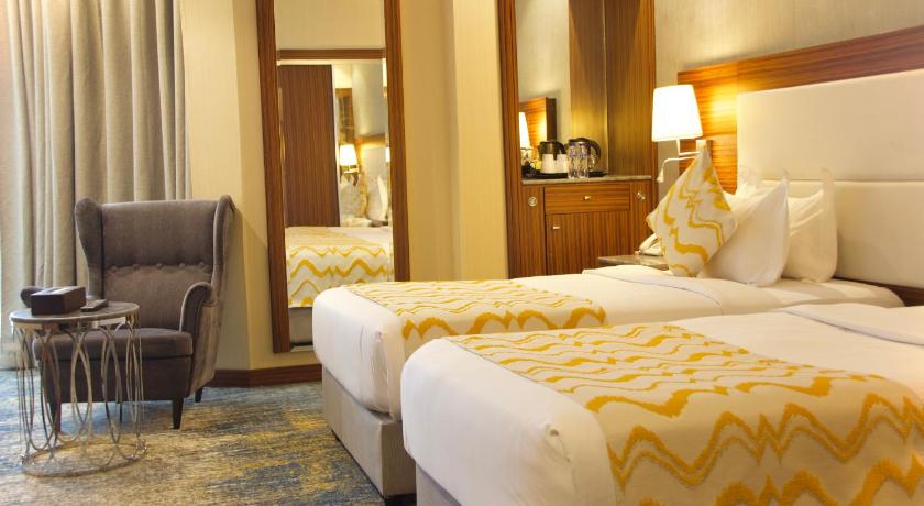 Фото Taj Alworood Hotel