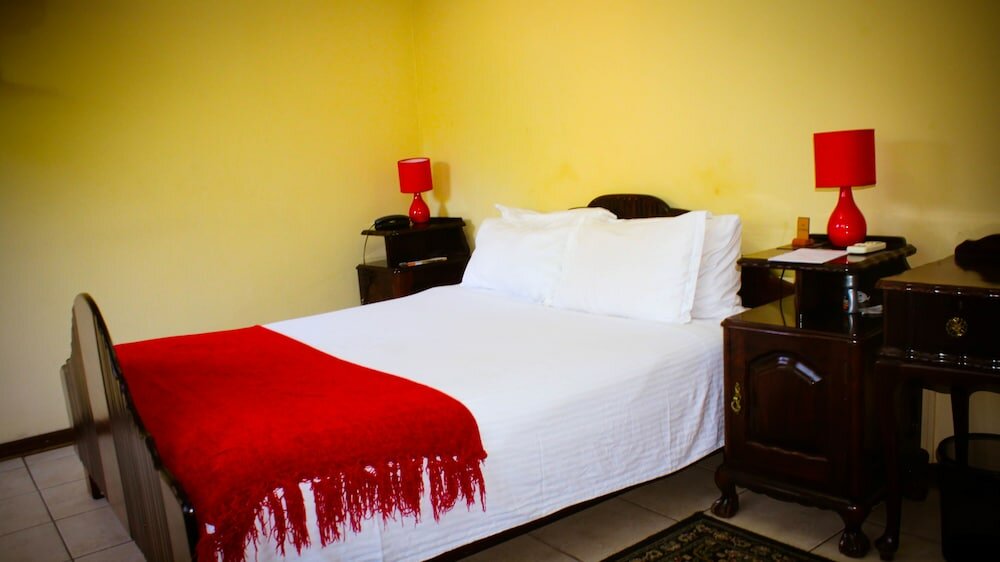 Фото River-Ridge Guest House