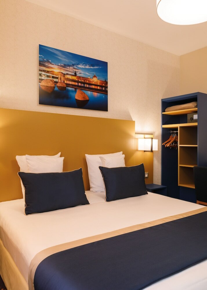 Фото Hôtel des Remparts