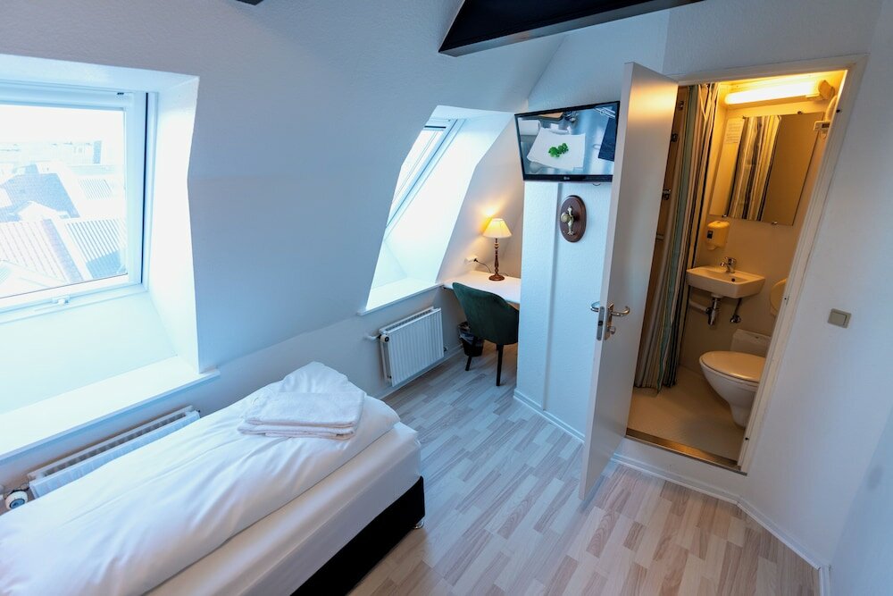 Фото Prinsen Hotel