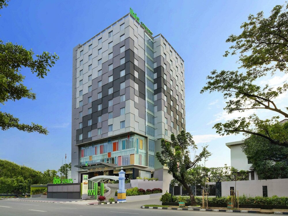 Фото Ibis Styles Makassar Sam Ratulangi