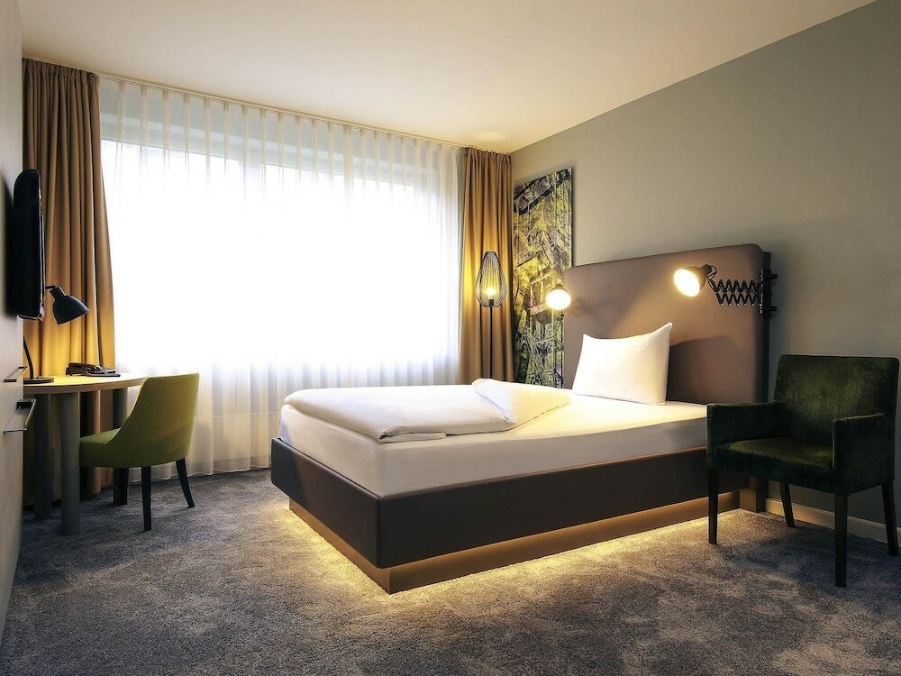 Фото Mercure Hotel Plaza Essen