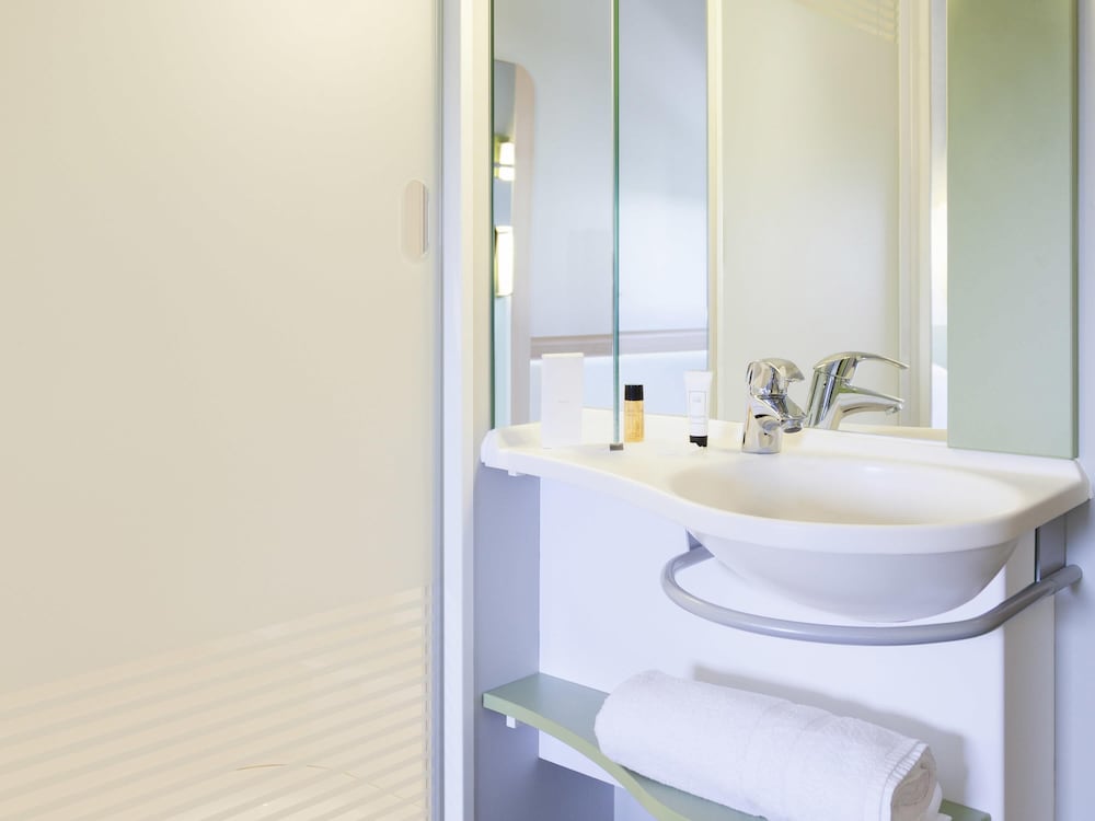 Фото Ibis budget Edinburgh Park