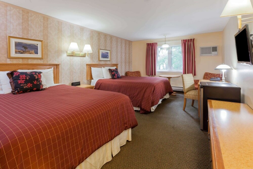 Фото Thriftlodge by Wyndham Moncton