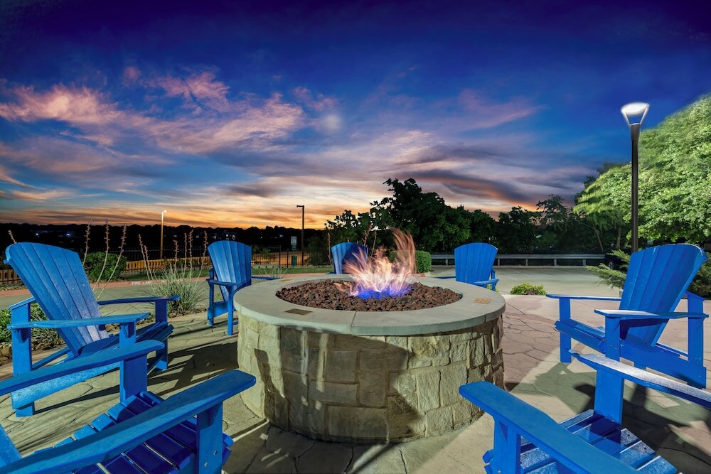 Фото WaterWalk Hotel Dallas-Las Colinas