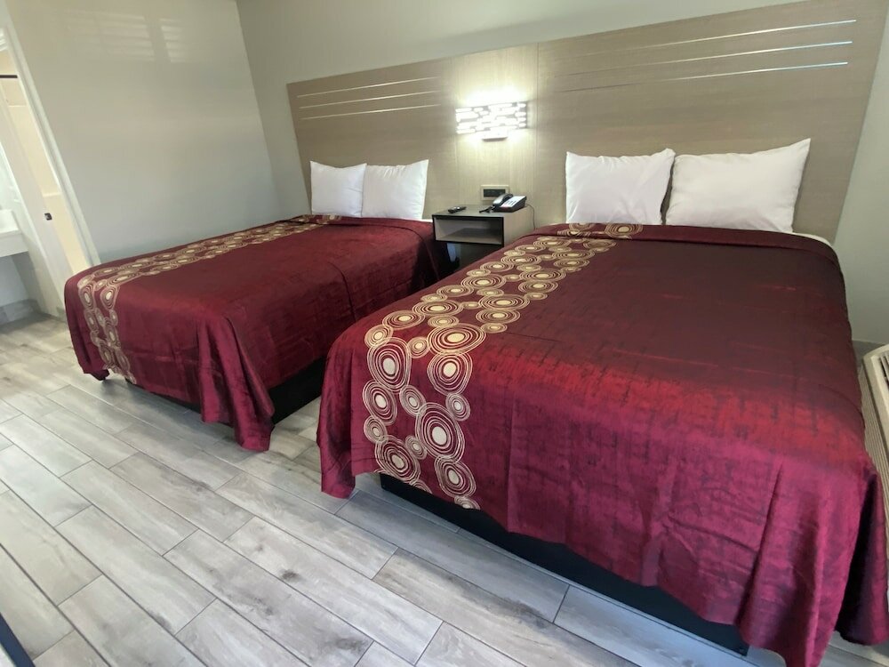 Фото Mayfair Inn