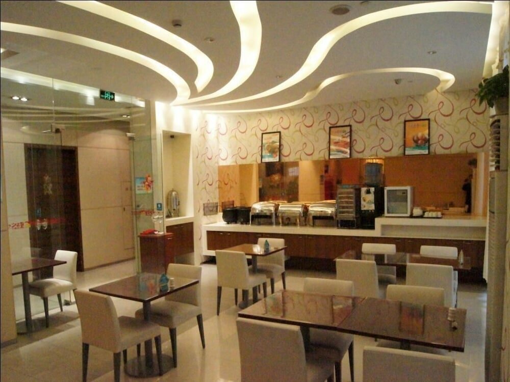 Фото Jinjiang Inn Shanghai Minsheng Rd
