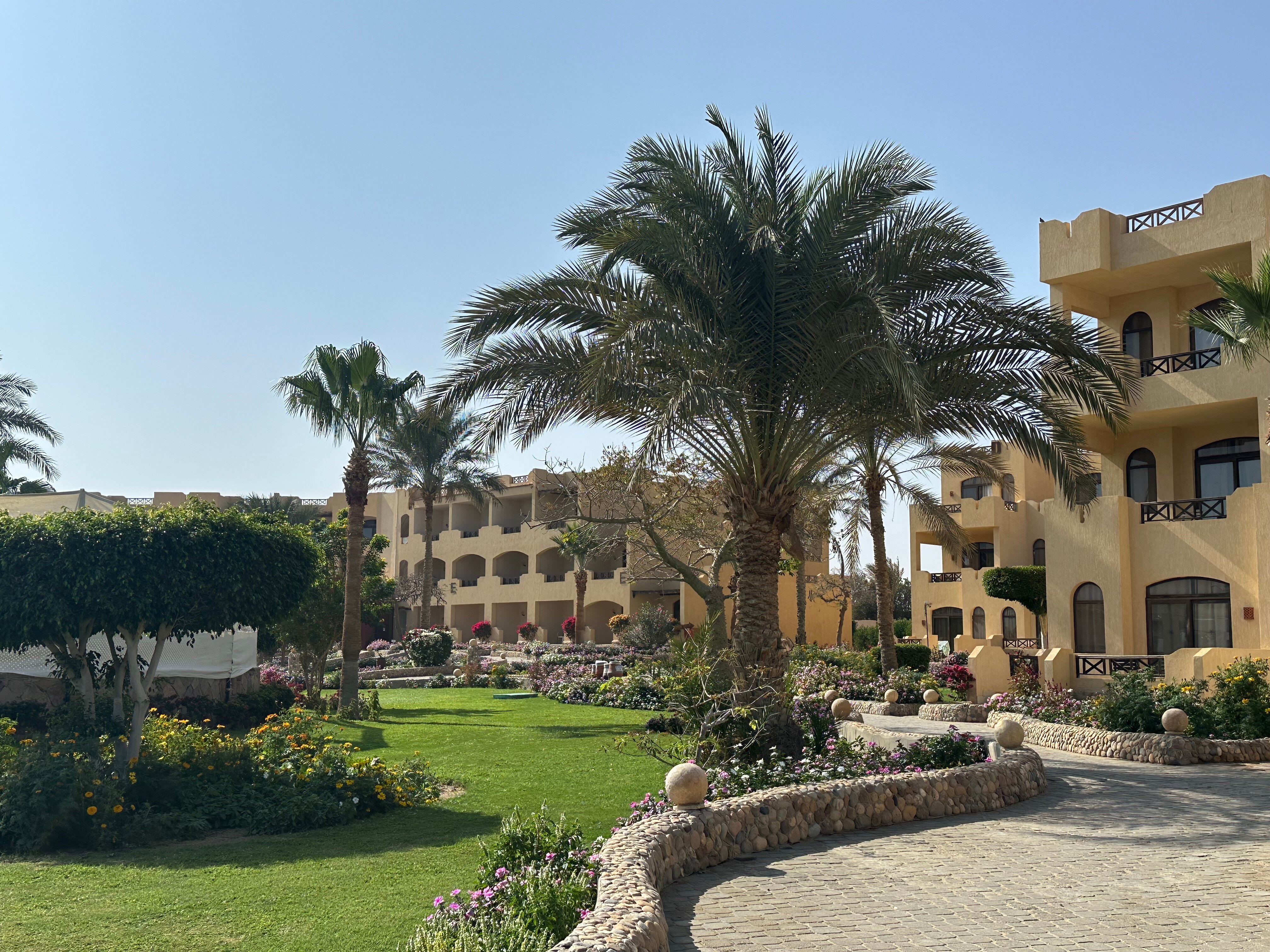 Фото Blend Elphistone Resort