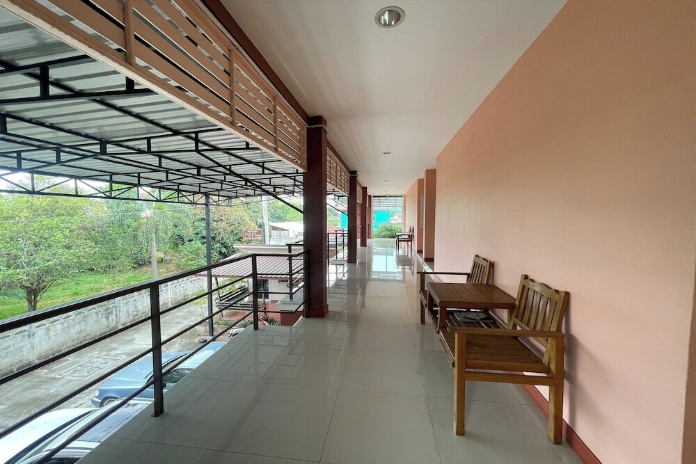 Фото P and P Place Apartment Kanchanaburi