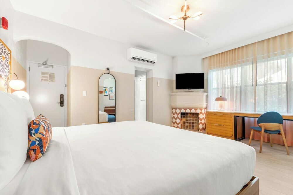 Фото South Beach Plaza Hotel