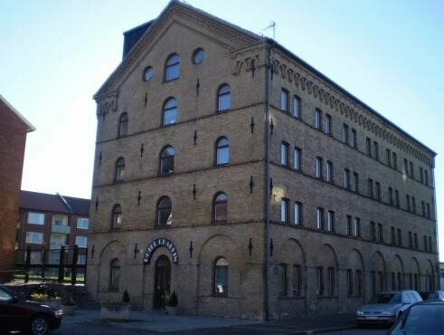 Внешний вид отеля Hotel Chaplin в Ландскруне, фото 2