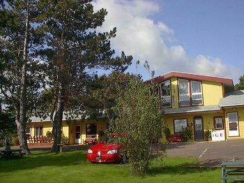 Гостиница Pines Motel в Провинции Остров Принца Эдуарда