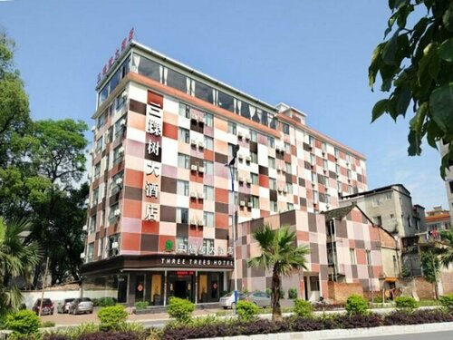 Гостиница Three Trees Hotel в Гуйлине