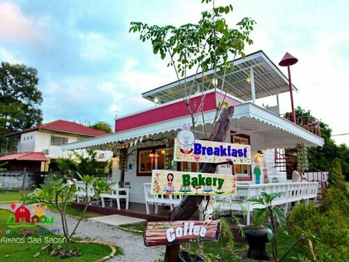 Гостиница Color Ville Resort в Саконнакхоне
